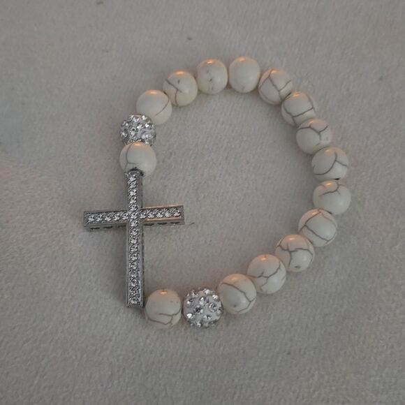 Cross bread style bracelet - Picture 1 of 12